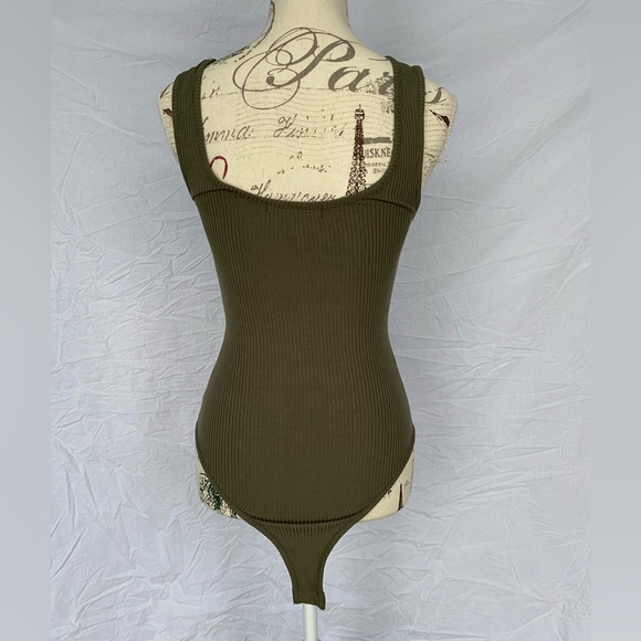 Khaki Bodysuit - Picture 2 of 4